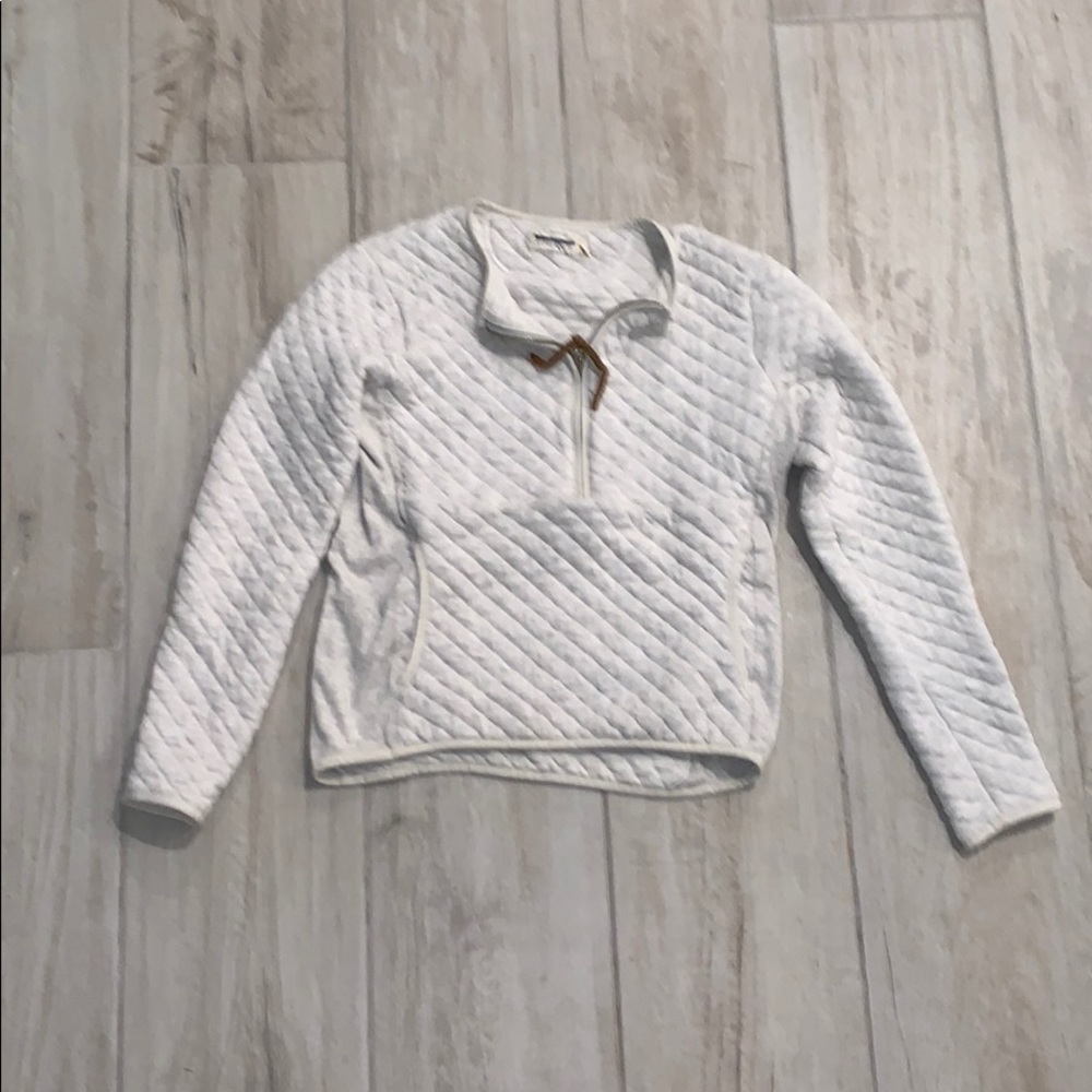 Cream sweatshirt